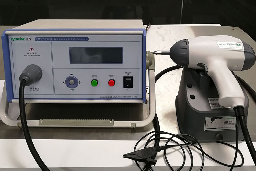 静电放电发生器
